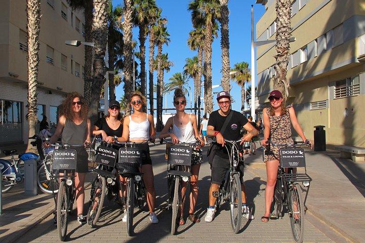Valencia Bike Tour dalla città alla spiaggia, più Bike Guy App!