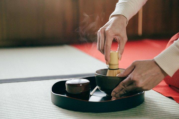Ervaar Japanse kalligrafie en theeceremonie in een traditioneel huis in Nagoya