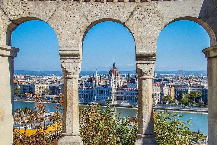 City Tour privado de 4 horas por Budapest con guía privado y recogida en el hotel