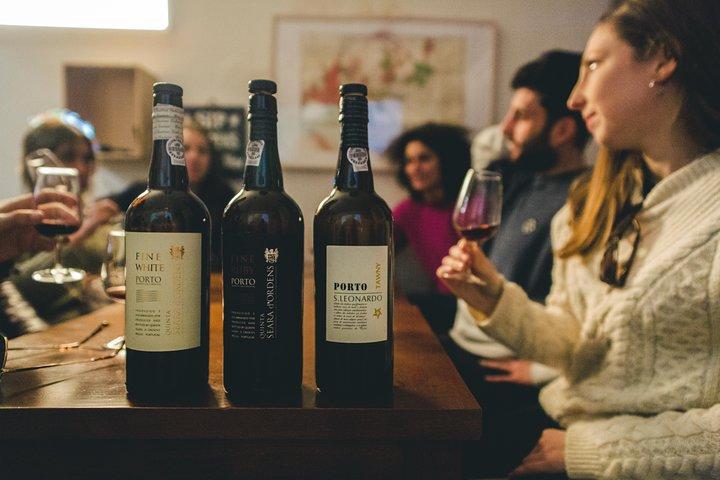Porto Essen und lokale Getränke Abendtour mit Food Lover Tour