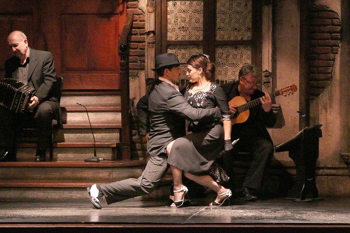 Show de Tango y Cena en: Aljibe Tango