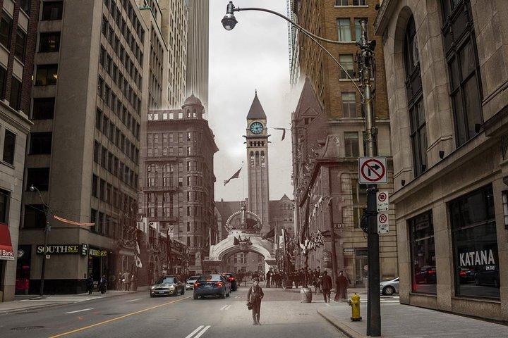 Explore a metrópole do Canadá com passeios a pé por Toronto