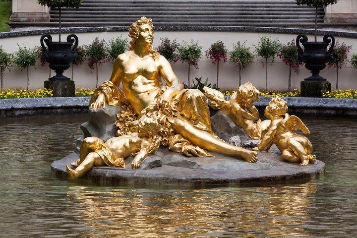 Gita di un giorno al castello di Neuschwanstein e al palazzo di Linderhof da Monaco