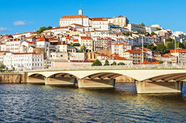Porto til Lissabon op til 5 stop Aveiro Coimbra Fátima Nazaré Óbidos