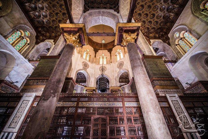 Museu Egípcio e Cidadela do Cairo e Velho Cairo e Bazar Com Guia e Almoço INC