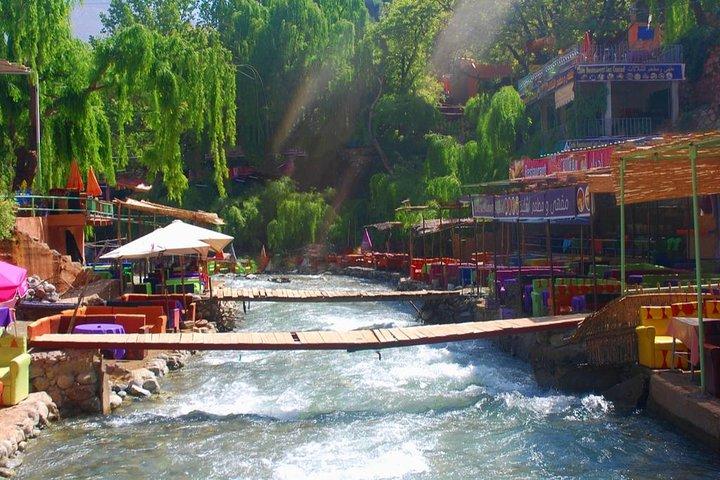 Tagesausflug ins Ourika-Tal und zum Hohen Atlas von Marrakesch aus: Geteilt
