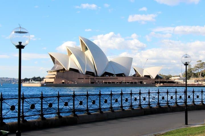 Sydney Half Day Private Tour: See Sydney Opera House and Bondi