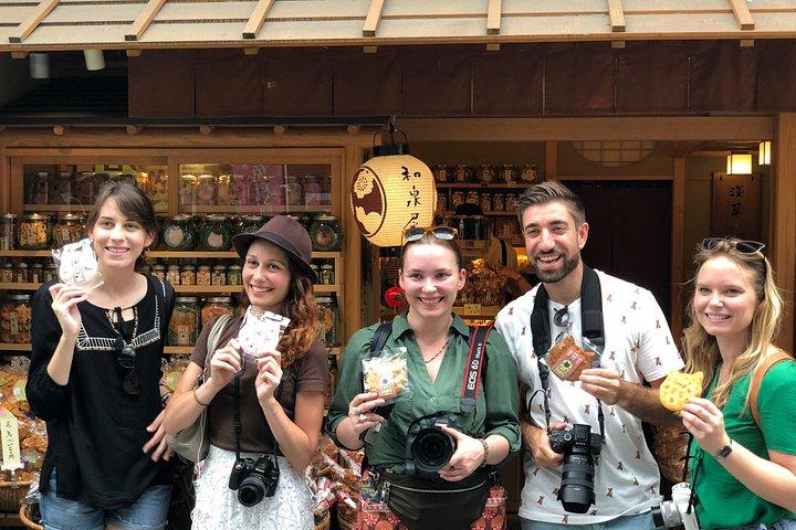 浅草、東京で一番人気のファミリーフードツアー