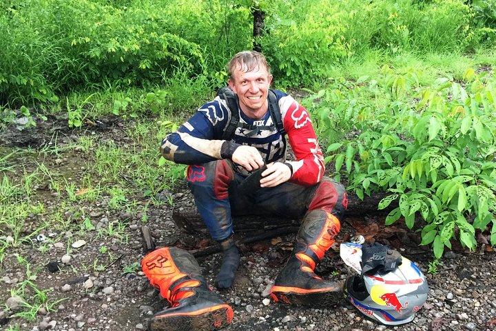 シェムリアップ 1 日ダートバイク MotorbikeTour