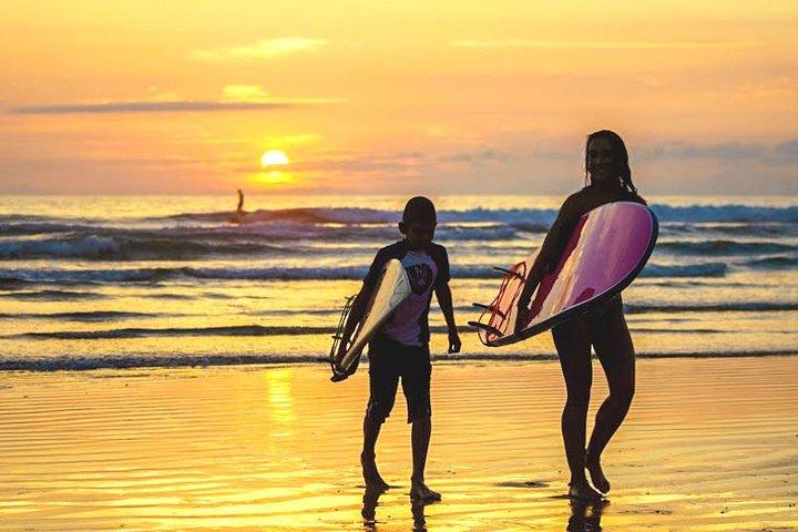 Selina Surf Coaching para Surfistas Intermediários e Avançados