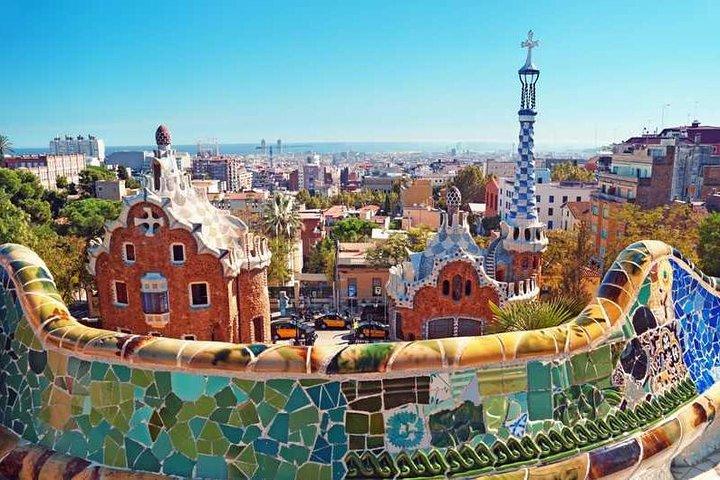 Barcelona Tour kontraster 4 timer - Lille gruppe afhentningshotel fra Barcelona