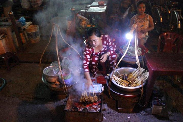 Hanoi Private Tagestour : Versteckte Juwelen, Hoa Lo Gefängnis, Train Street