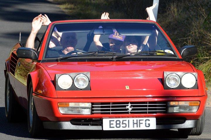 シドニーのシックス ブリッジ - ヴィンテージ カーの乗車体験