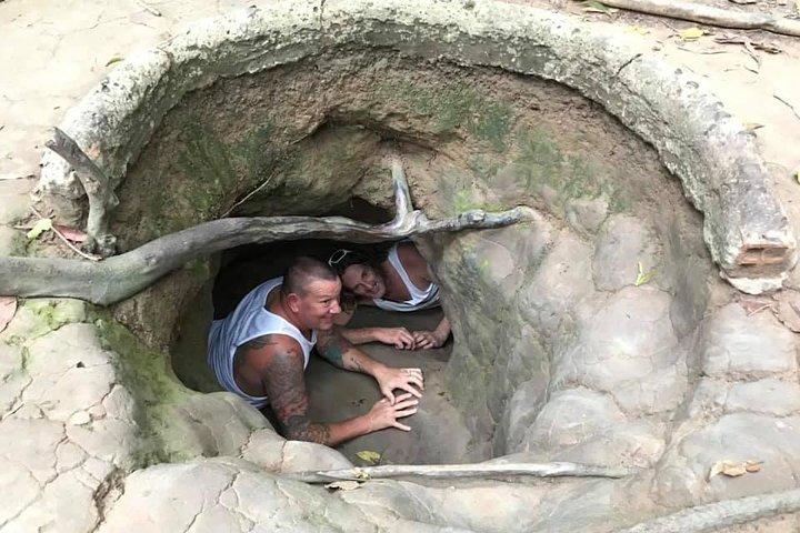Tour dos túneis de Cu Chi na manhã de DGT