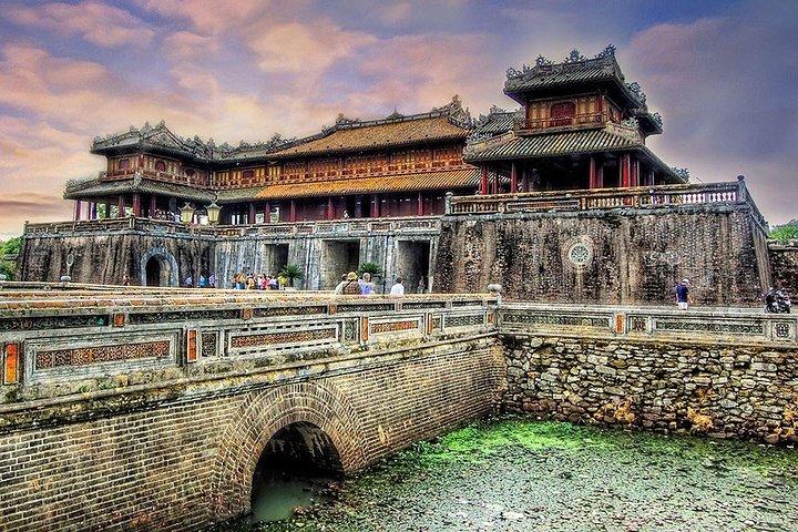 Aeroporto di Hue pick up con trasferimento privato per la città di Hue