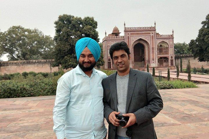 Tour de medio día o día completo por la ciudad de Nueva Delhi con opciones disponibles