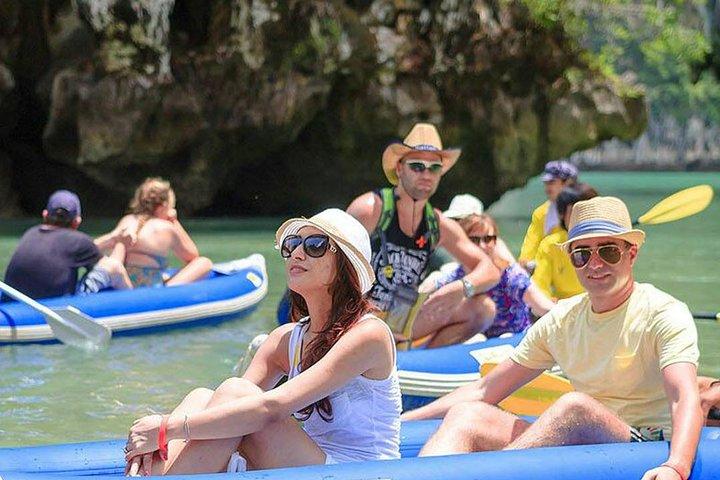Phuket Adventure : Tour en barco grande por la isla James Bond + Piragüismo por el mar