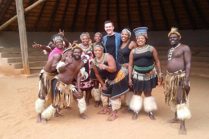 1000hills Phezulu culture Tour : 4時間,Cost R3150pp,2pax /more