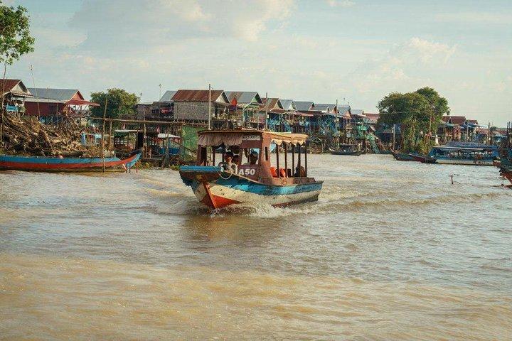 Kompong Khleang Floating Village Half-Day Private Tour