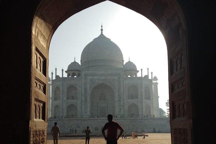 Tour della città di Agra per l'intera giornata in auto