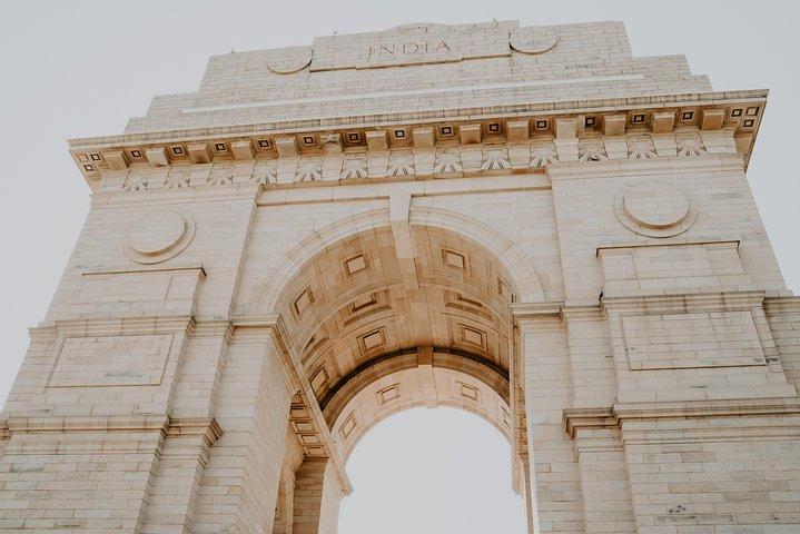 Un día en el templo privado de Delhi en coche con almuerzo incluido