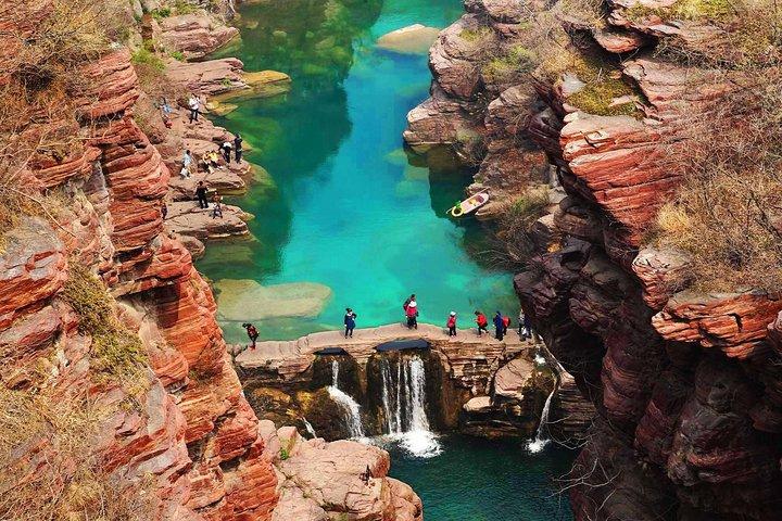 Beijing Private Day Trip zum Yuntai Mountain Geopark in Henan mit dem Hochgeschwindigkeitszug