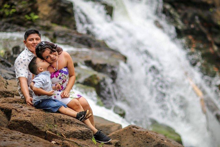 The Secret Waterfall Privat tur med billeder