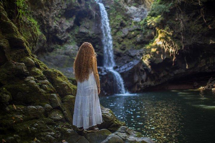The Secret Waterfall Privat tur med billeder