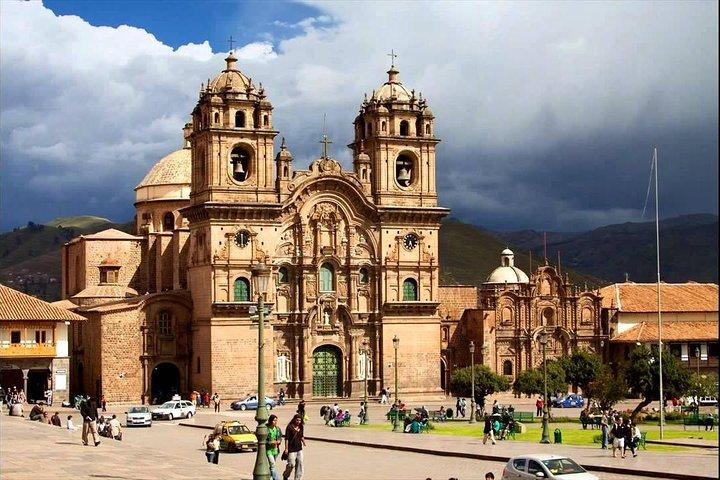 Trasferimento dalla città di Cusco all'aeroporto
