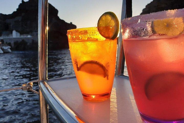 豪華少人数カタマランクルーズ（BBQ、オープンバー＆送迎付）