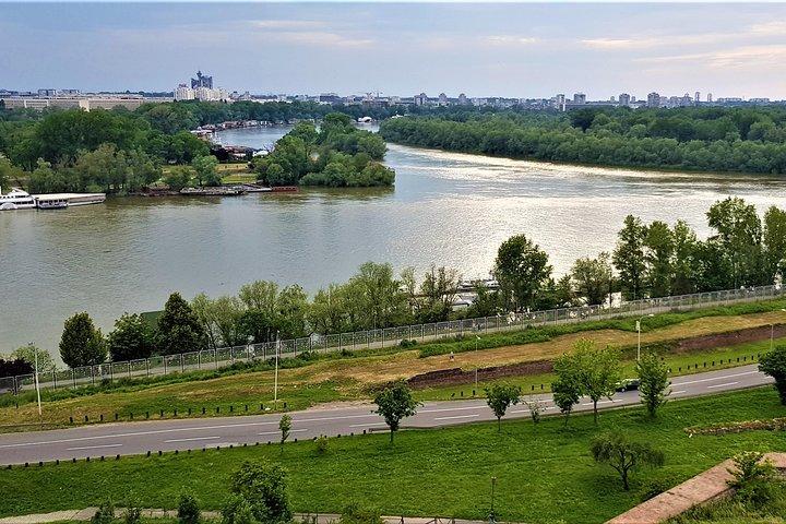 スコピエから2日間でBelgrad＆Novi Sad