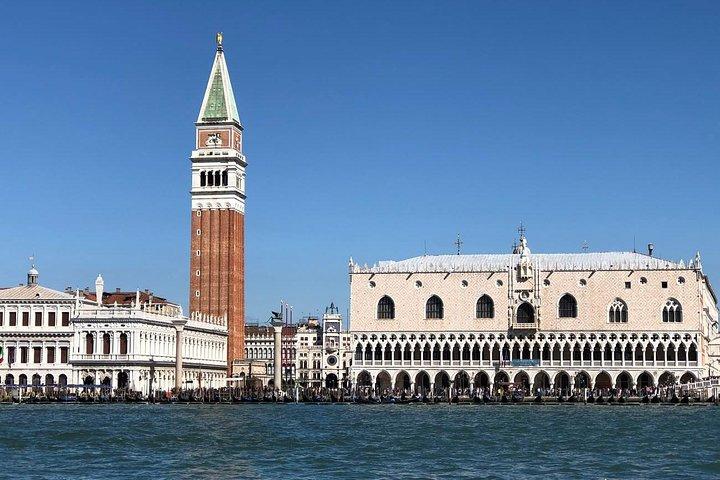 Excursión en barco de día completo a las islas de Venecia desde la plaza de San Marcos