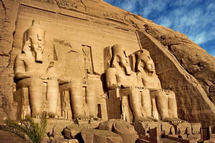 Best 2 Days 1 Night Travel Package to Aswan & Luxor from Cairo by Flights