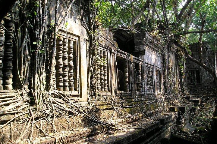 終日探検ベンメリア寺院とKoh Kerプライベート体験