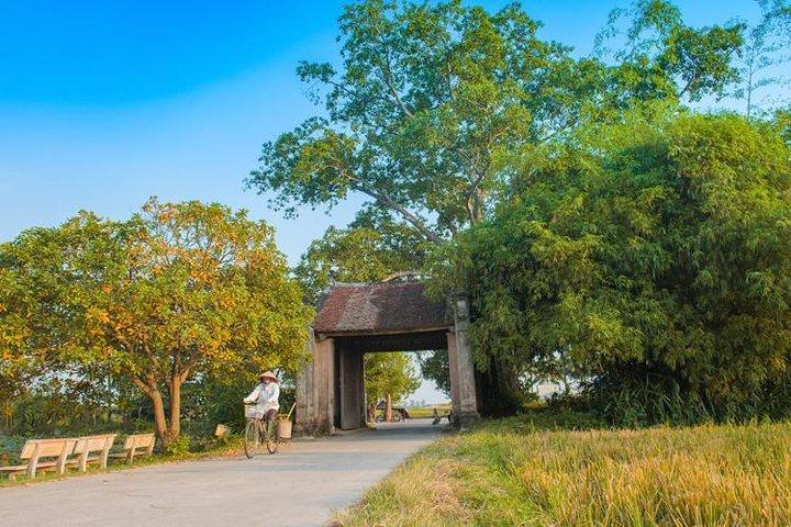 ドゥオンラム古代村プライベート ツアー : 古代ヴェスタージュ、要塞