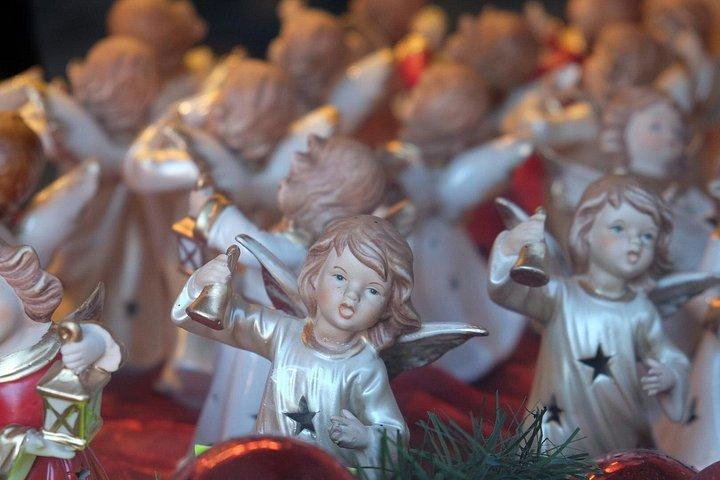 ウィーンからハルシュタットへの小グループクリスマスの日帰り旅行