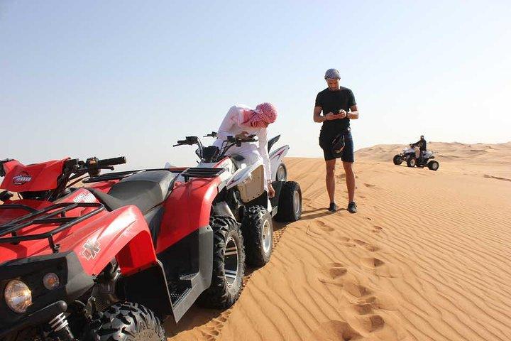 Viagem de safári no deserto por ATV Quad