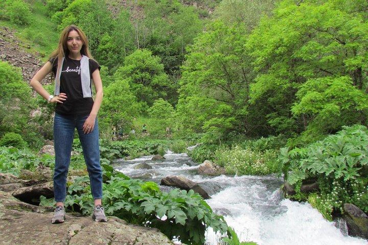 Tur til Diamond Bridge og Dashbashi Canyon