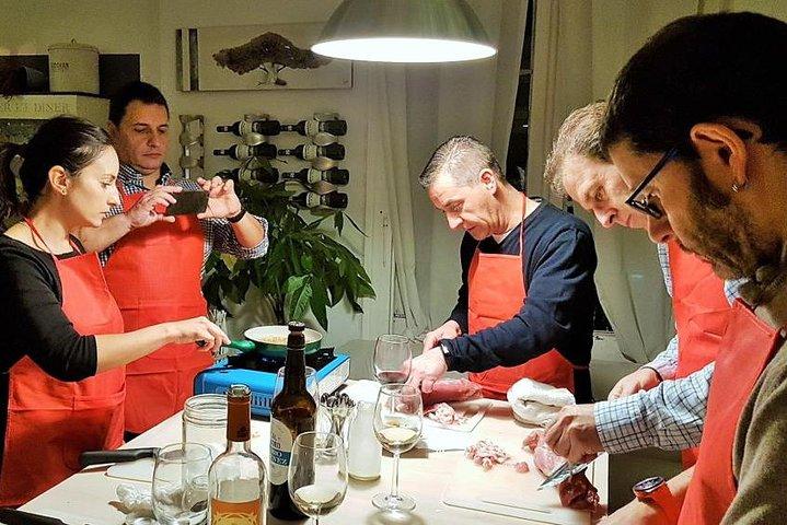 バルセロナのパエリアとタパスの料理教室
