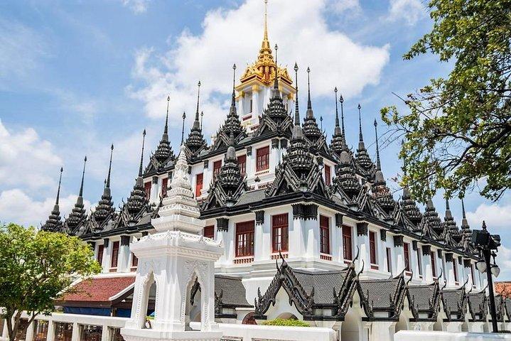 Bangkok Old Town Tour : Wat Suthat, Wat Saket & Wat Ratchanadda