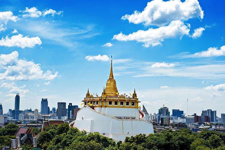 Tour por el casco antiguo de Bangkok : Wat Suthat, Wat Saket & Wat Ratchanadda