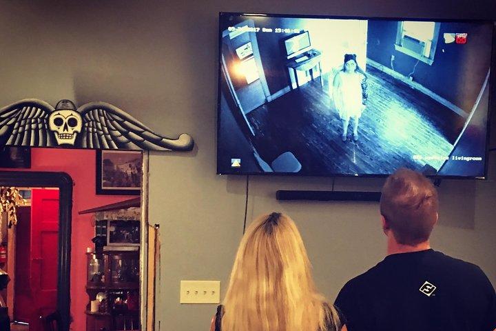 French Quarter Supernatural Ghost Hunt: Full Paranormal Lockdown