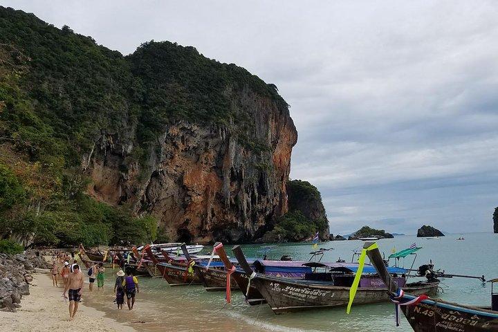 4 Islands Full-day Tour vanuit Krabi met Tub, Chicken, Poda Island en Phra Nang