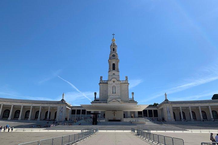 Fatima, Battle, Nazareth and Obidos - Full Day Private Tour