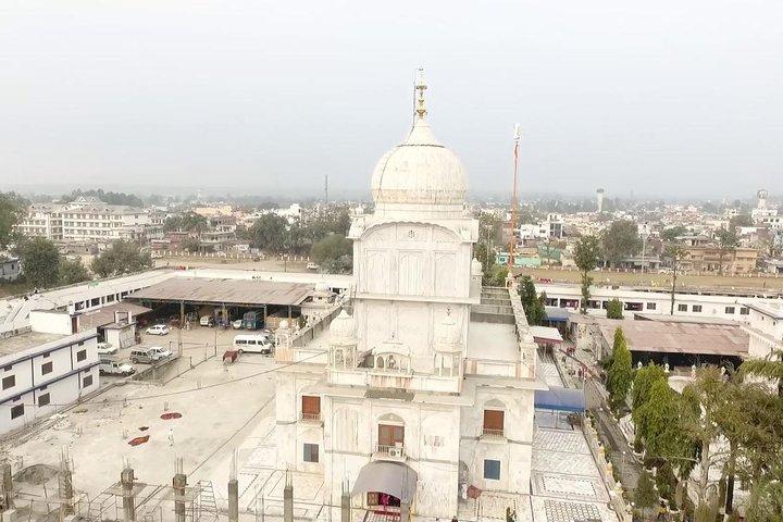 Haridwar Rishikesh DelhiとのシークツアーAgra Amritsar
