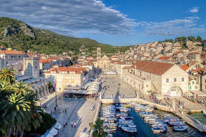 Privat Hvar Tour-historiska Gamla stan, dolda pärlor och lokala berättelser