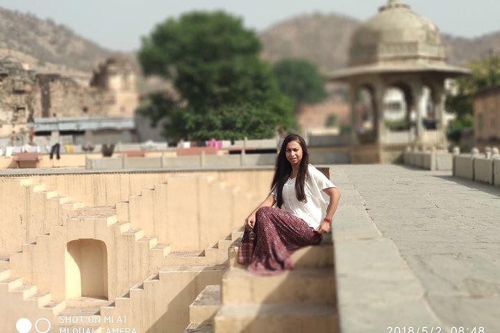 Jaipur Full Day Sightseeing With Female Guide (Solo per donne e coppie)