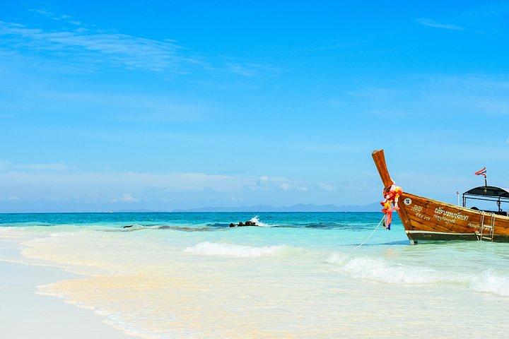 12 Islands Overnight Tour