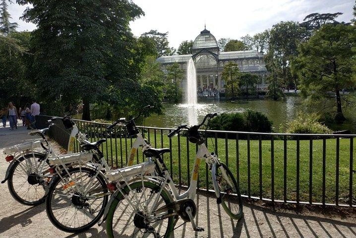 Excursión al Parque del Retiro: Le llevarán al siglo XVI
