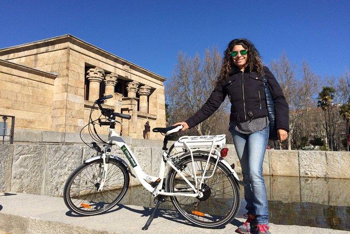Tour in bici divertente e turistico di Madrid